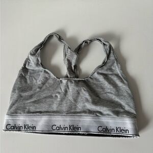 WOMENS CALVIN KLEIN SPORTS BRA SIZE MEDIUM